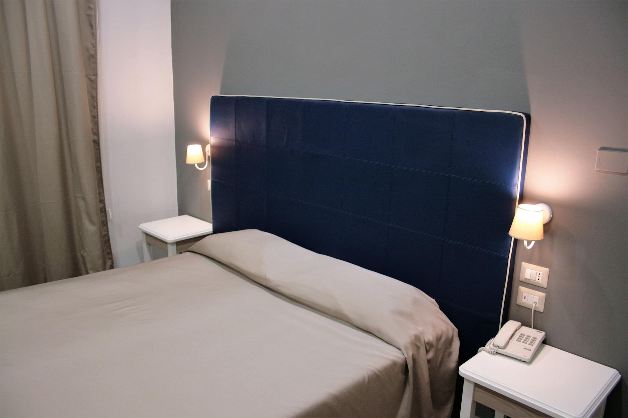 Hotel Magenta ฟลอเรนซ์ ภายนอก รูปภาพ