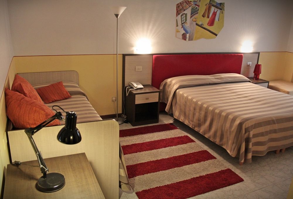 Hotel Magenta ฟลอเรนซ์ ภายนอก รูปภาพ